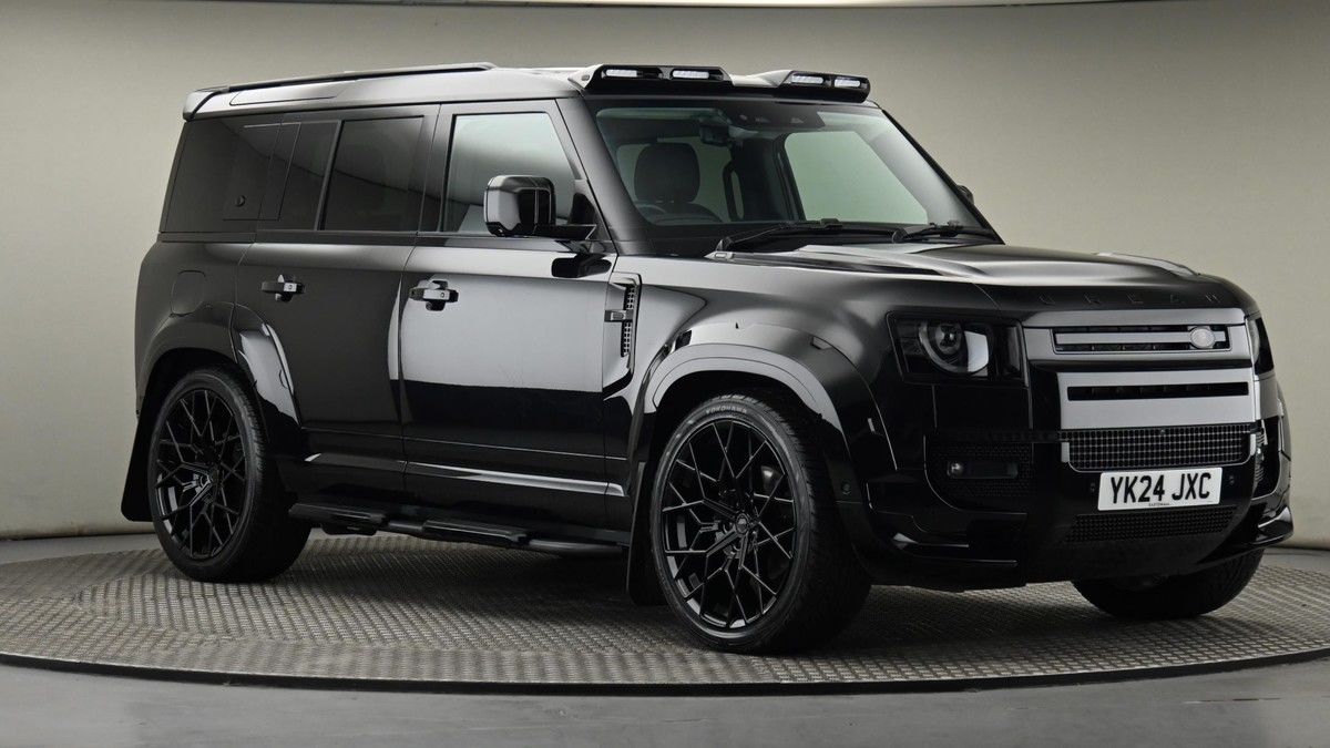 Land Rover Defender 110 Image 20