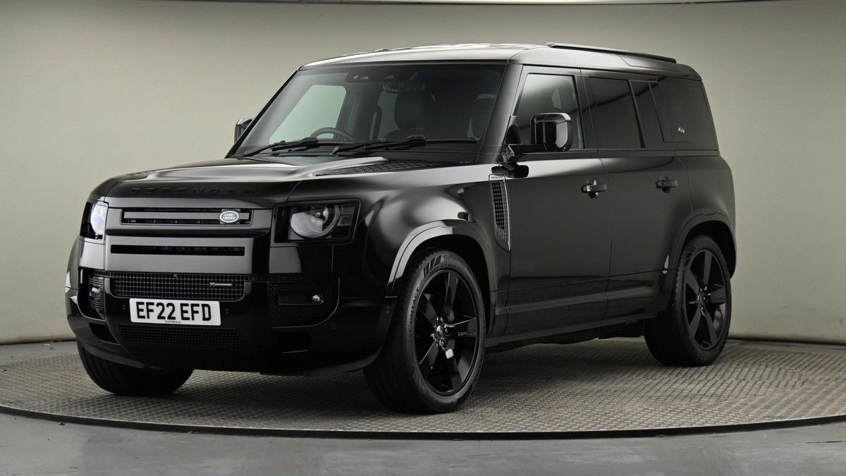 Land Rover Defender 110 Image 22