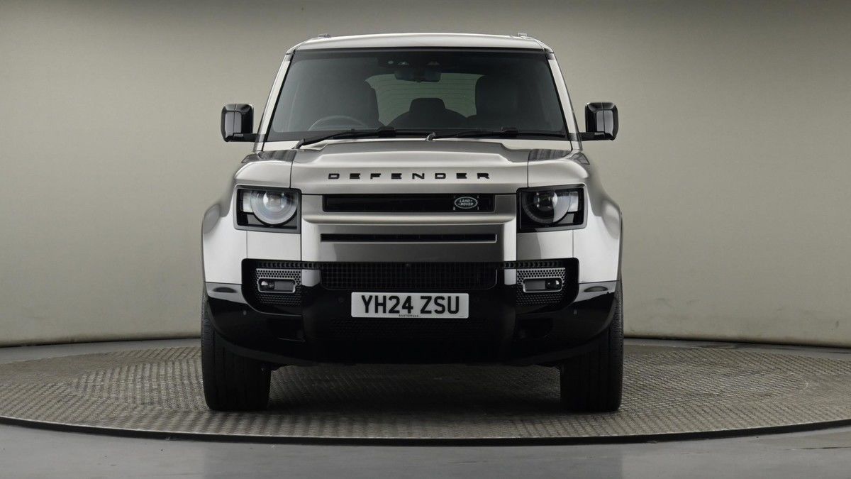 Land Rover Defender 110 Urban Image 41