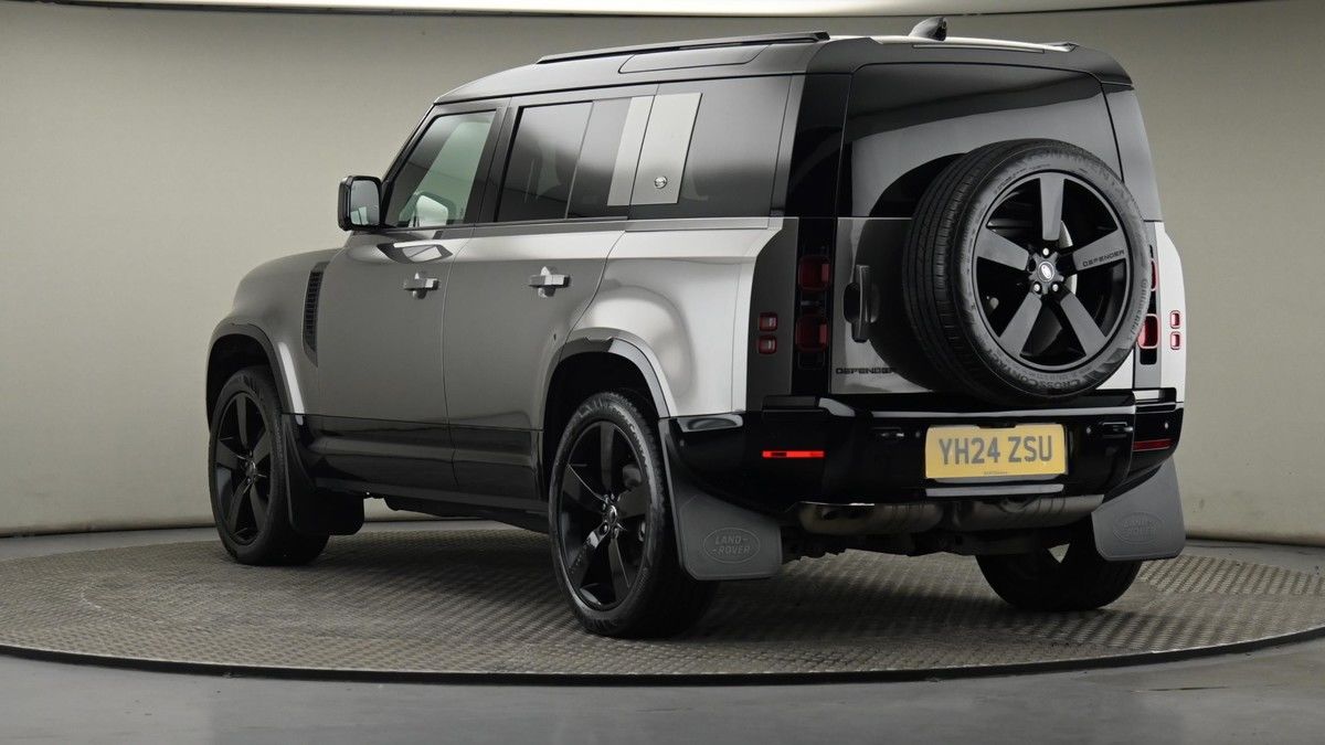 Land Rover Defender 110 Urban Image 47