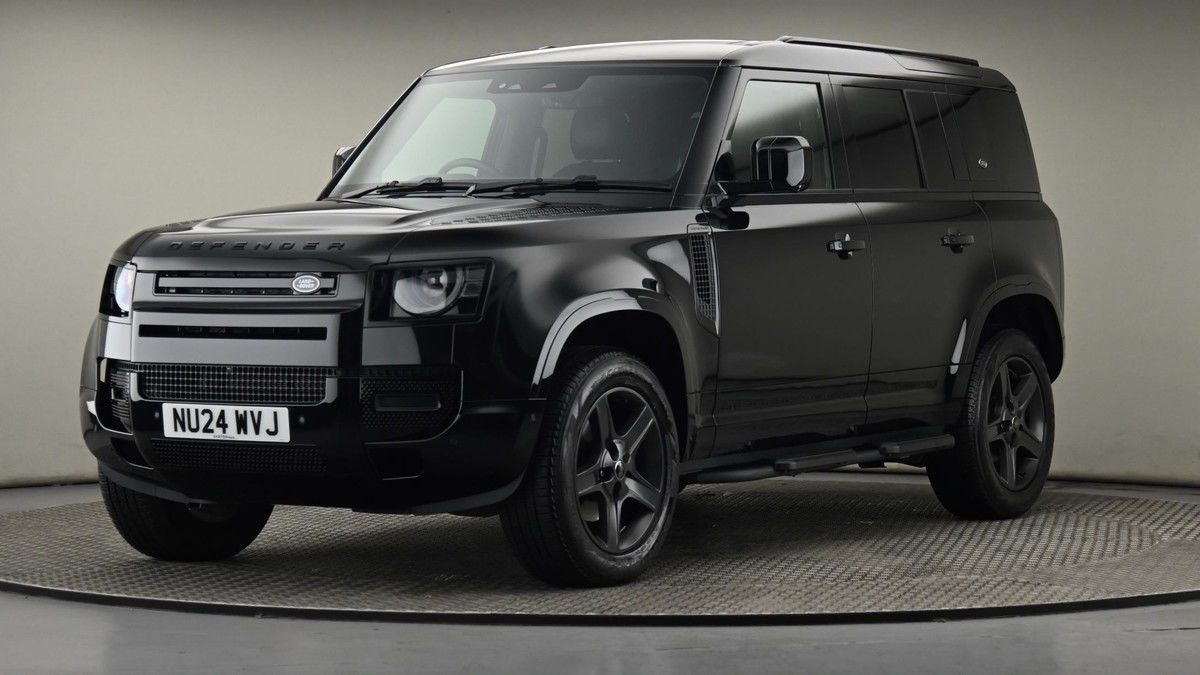 Land Rover Defender 110 Image 22
