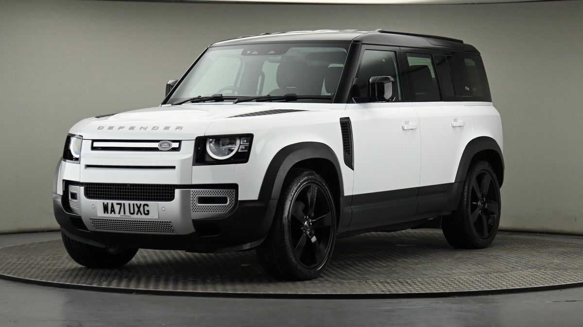 Land Rover Defender 110 Image 22