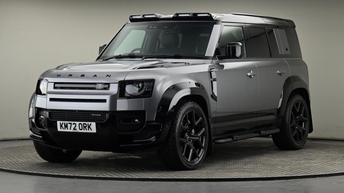 Land Rover Defender 110 Image 43