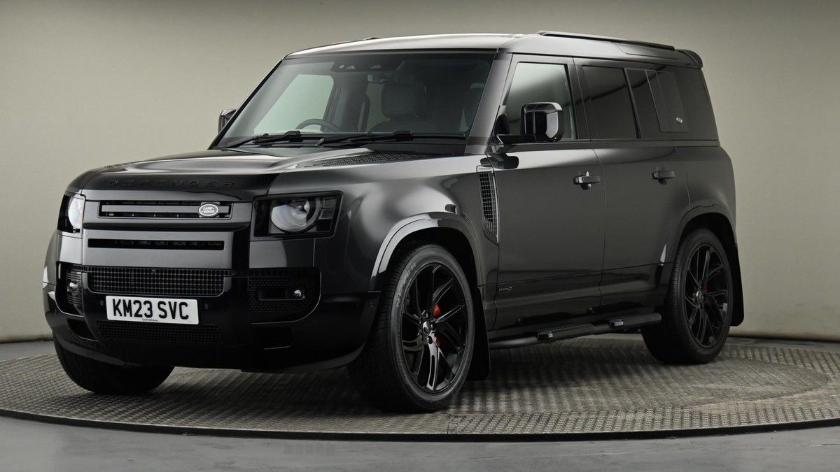 Land Rover Defender 110 Image 45
