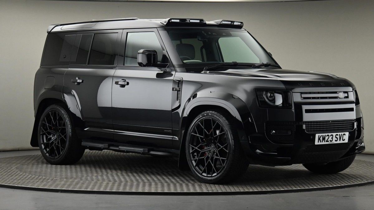 Land Rover Defender 110 Image 42