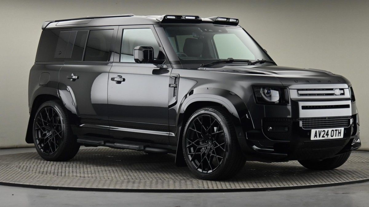 Land Rover Defender 110 Urban Image 20