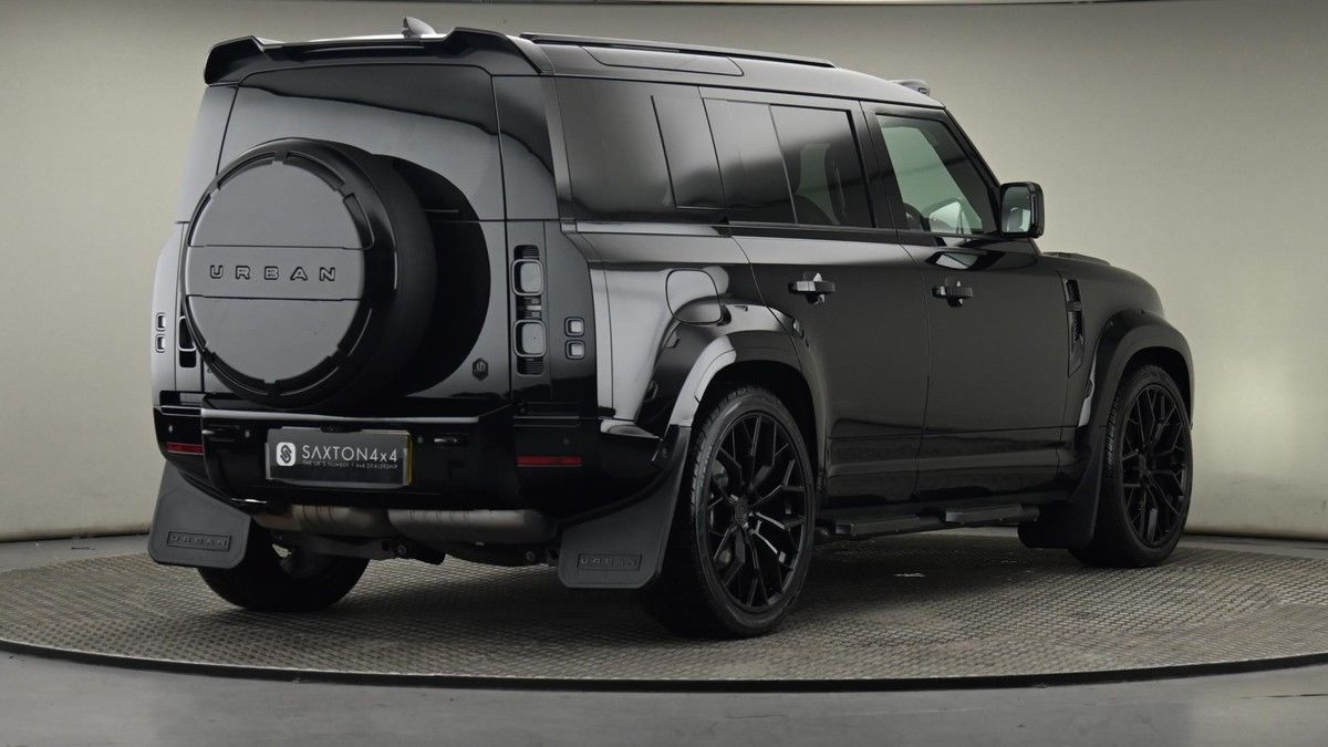 Land Rover Defender 110 Urban Image 51