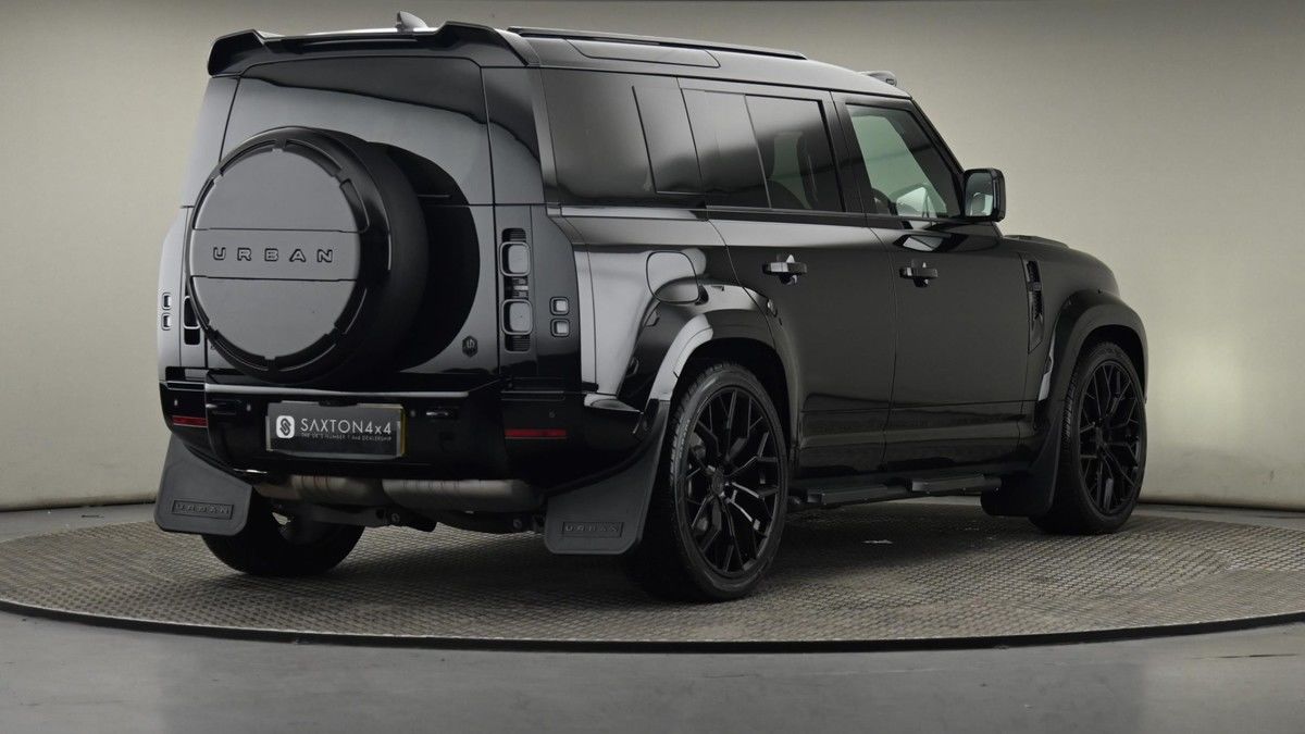 Land Rover Defender 110 Urban Image 50