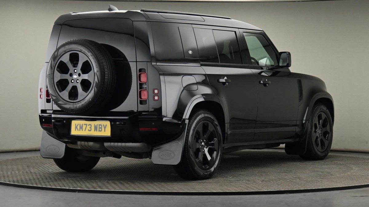Land Rover Defender 110 Urban Image 51