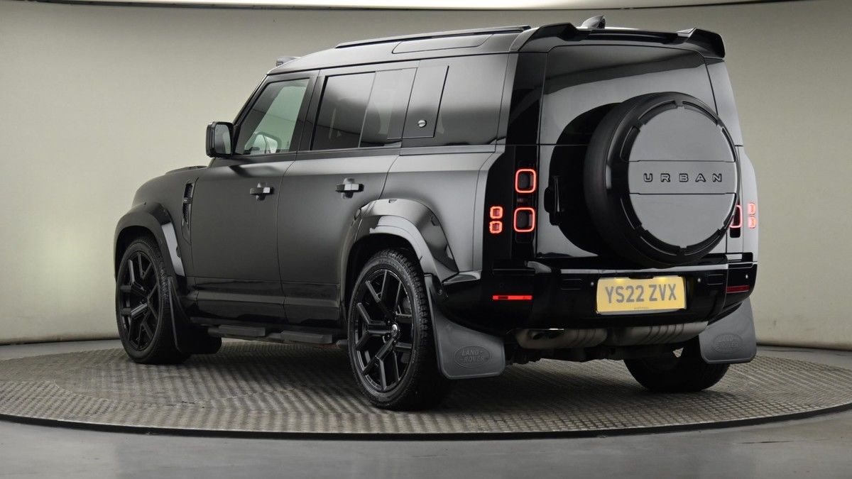 Land Rover Defender 110 Urban Image 24