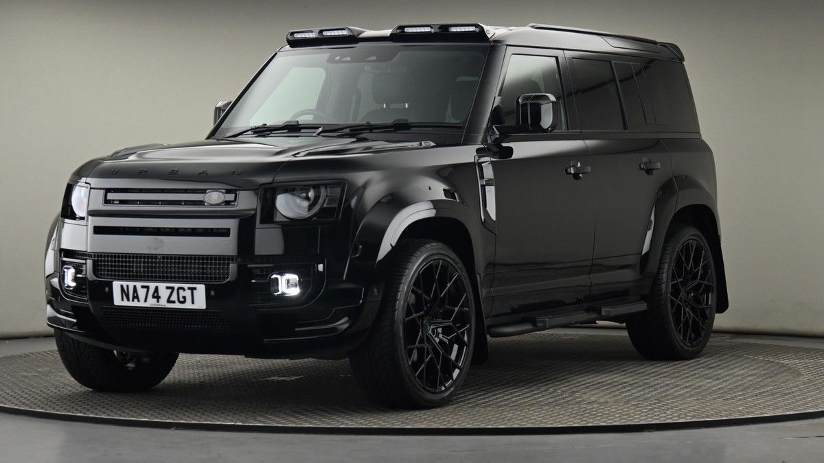 Land Rover Defender 110 Image 22