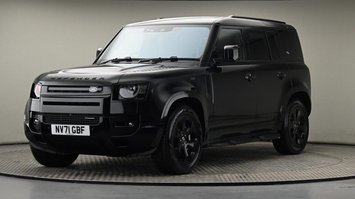 Land Rover Defender 110 Image 22