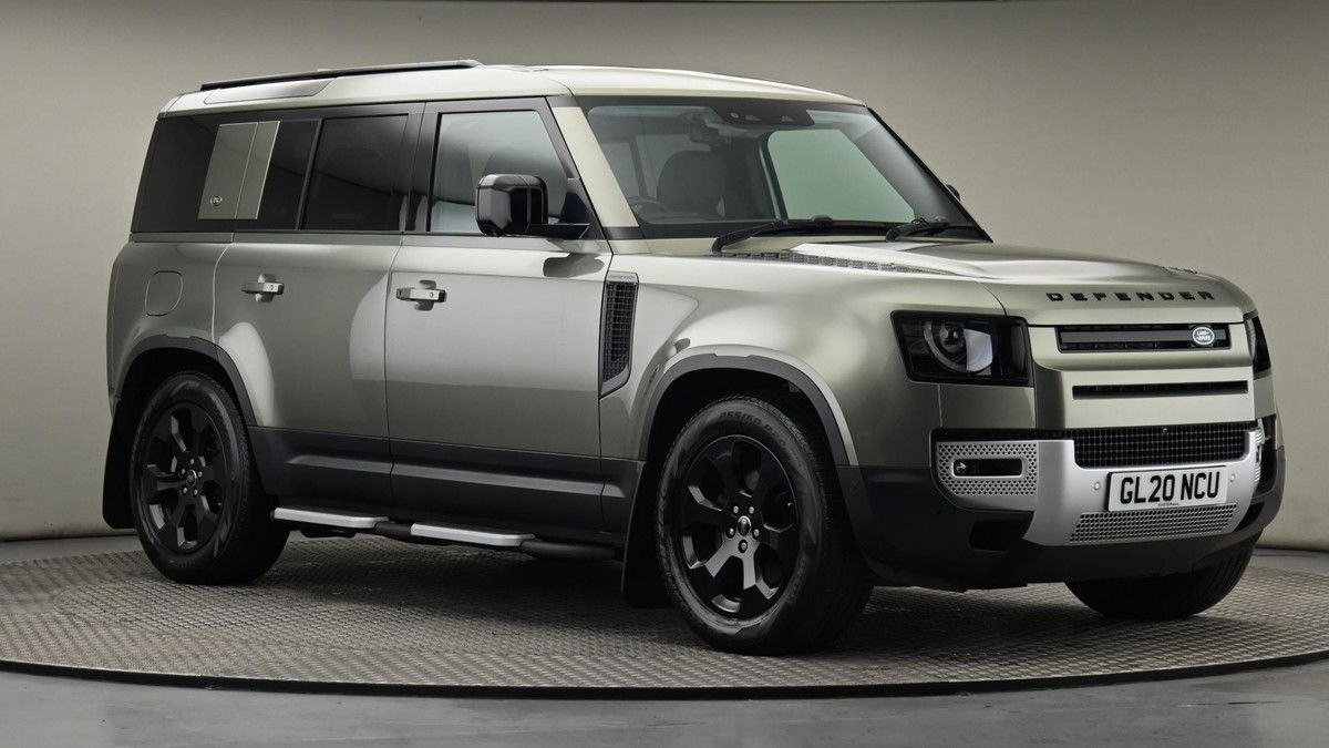 Land Rover Defender 110 Image 20