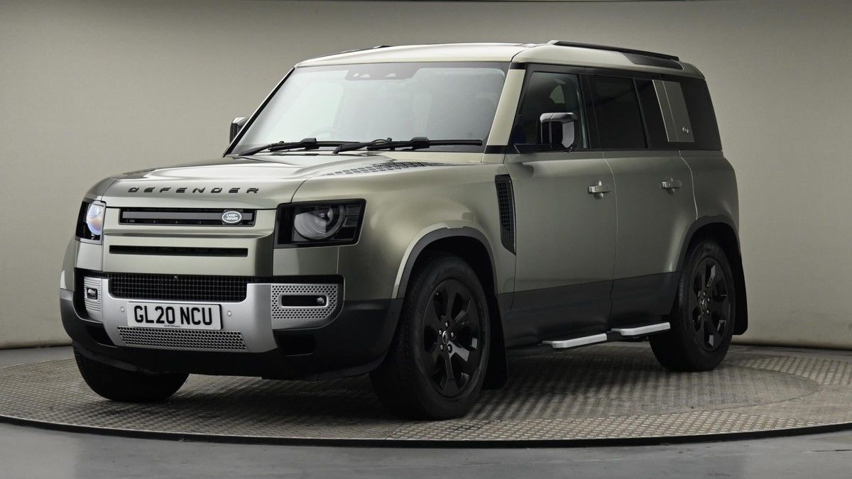 Land Rover Defender 110 Image 22