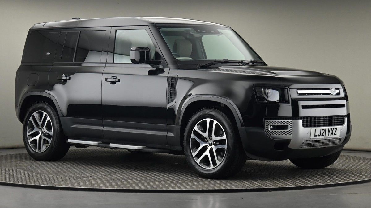 Land Rover Defender 110 Image 20