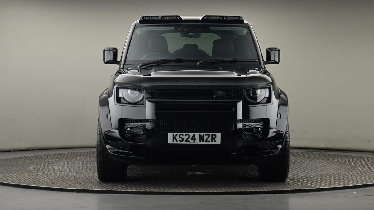 Land Rover Defender 110 Urban Image 21