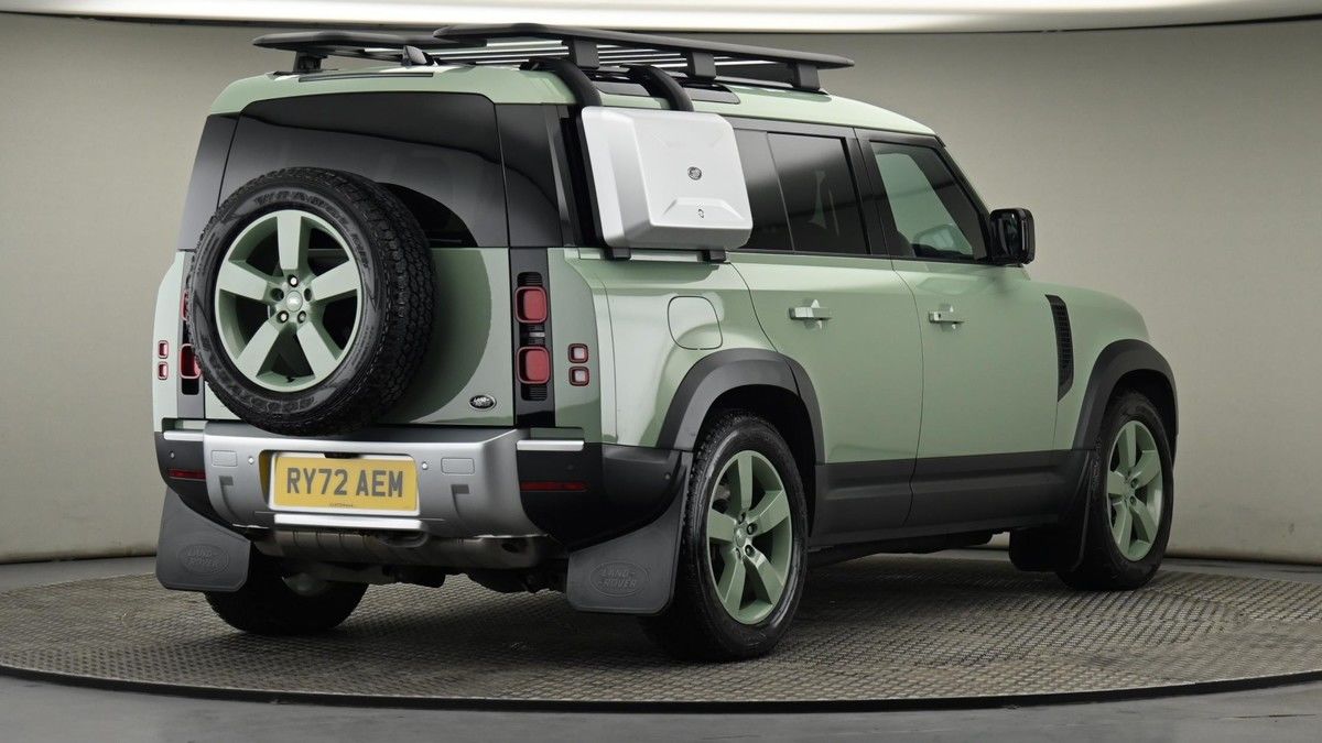 Land Rover Defender 110 Urban Image 26