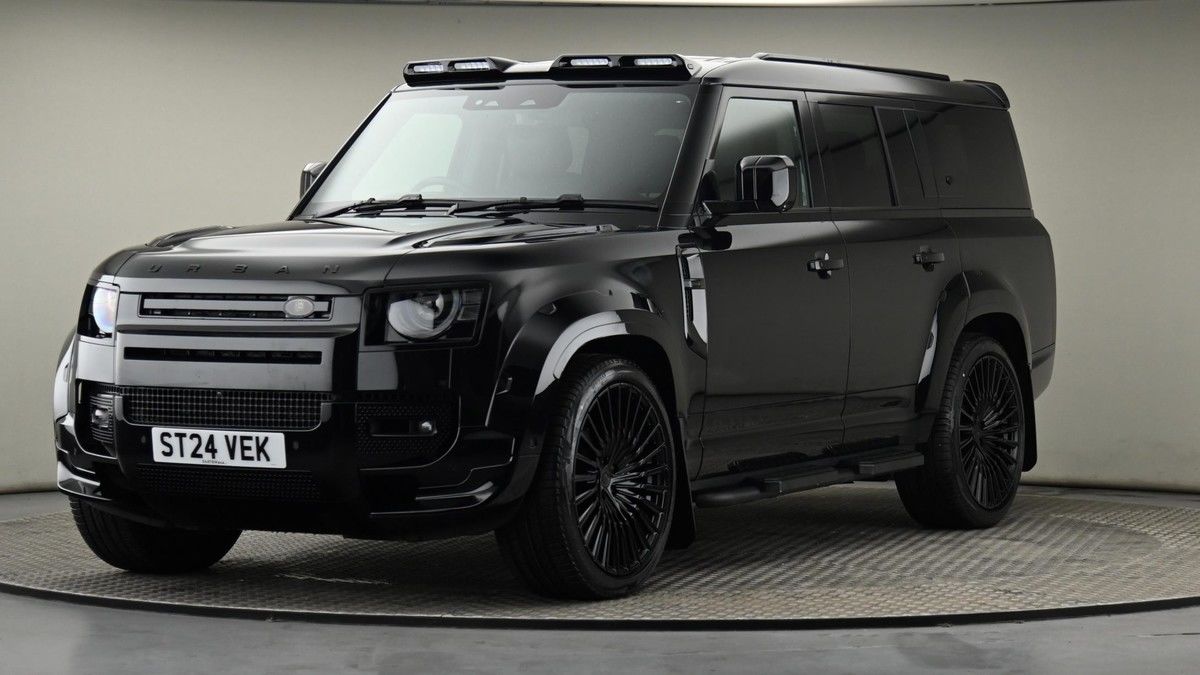 Land Rover Defender 130 Image 22