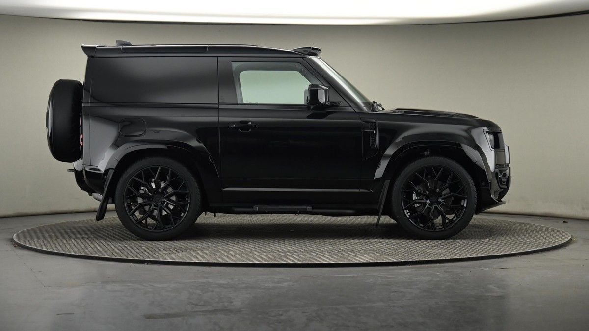 Land Rover Defender 90 Image 52