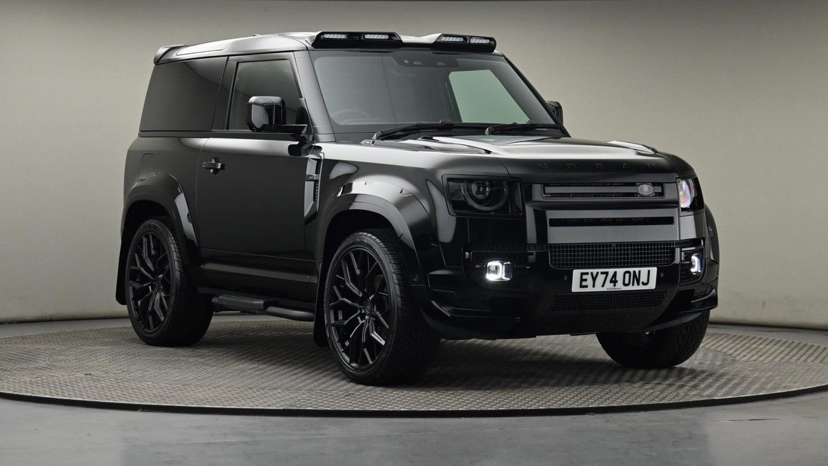 Land Rover Defender 90 Image 2