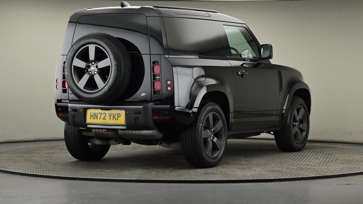 Land Rover Defender 90 Image 23