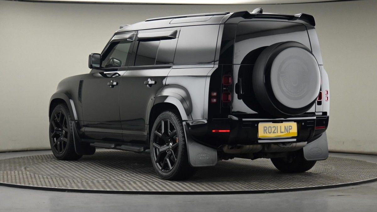 Land Rover Defender 110 Urban Image 23