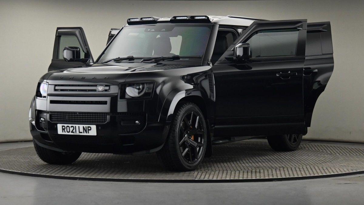 Land Rover Defender 110 Urban Image 27