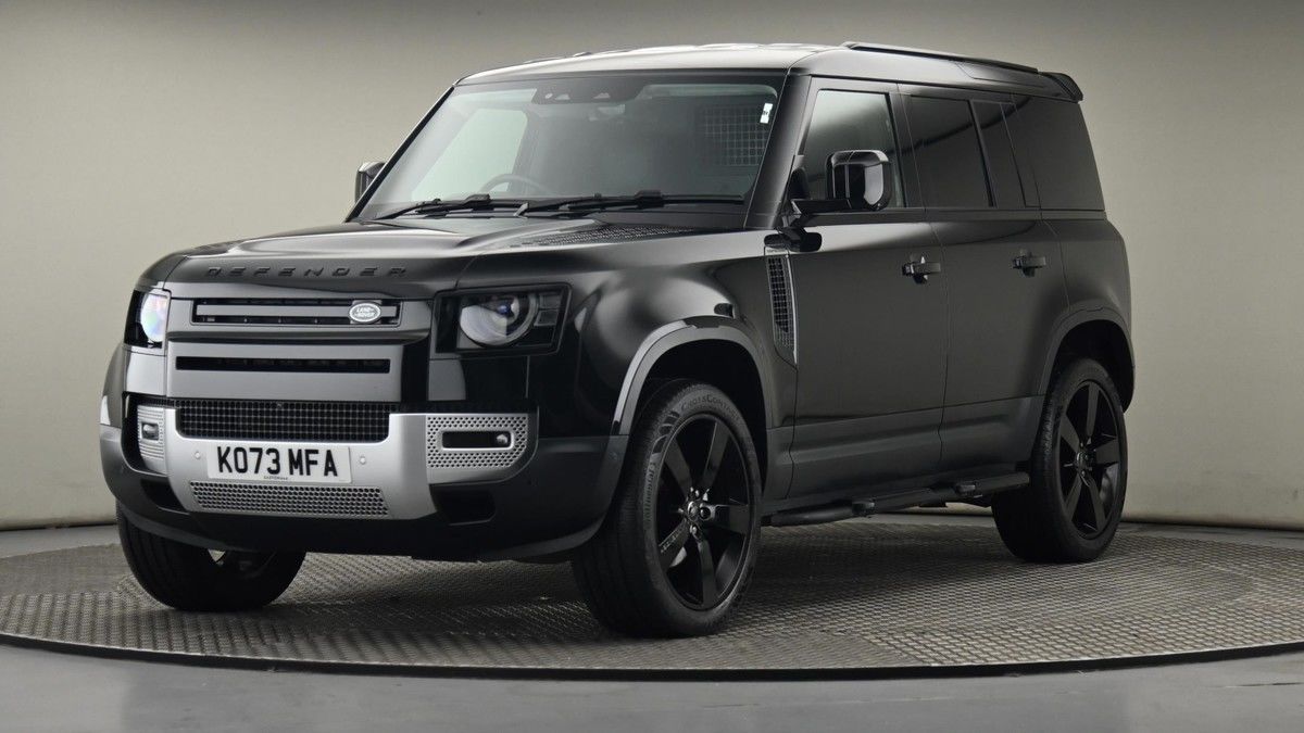 Land Rover Defender 110 Image 19