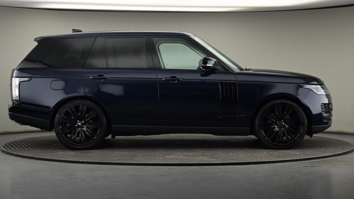 More views of Land Rover Range Rover