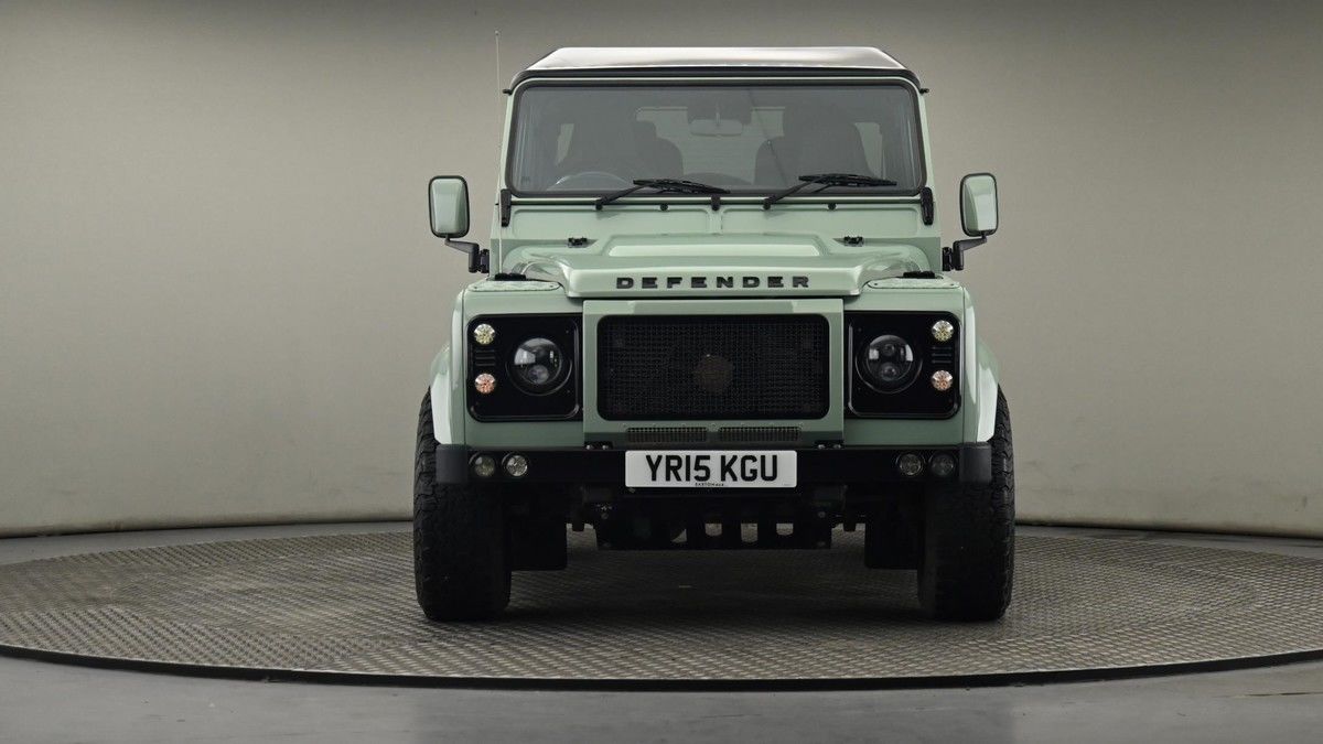 Land Rover Defender 90 Urban Image 21