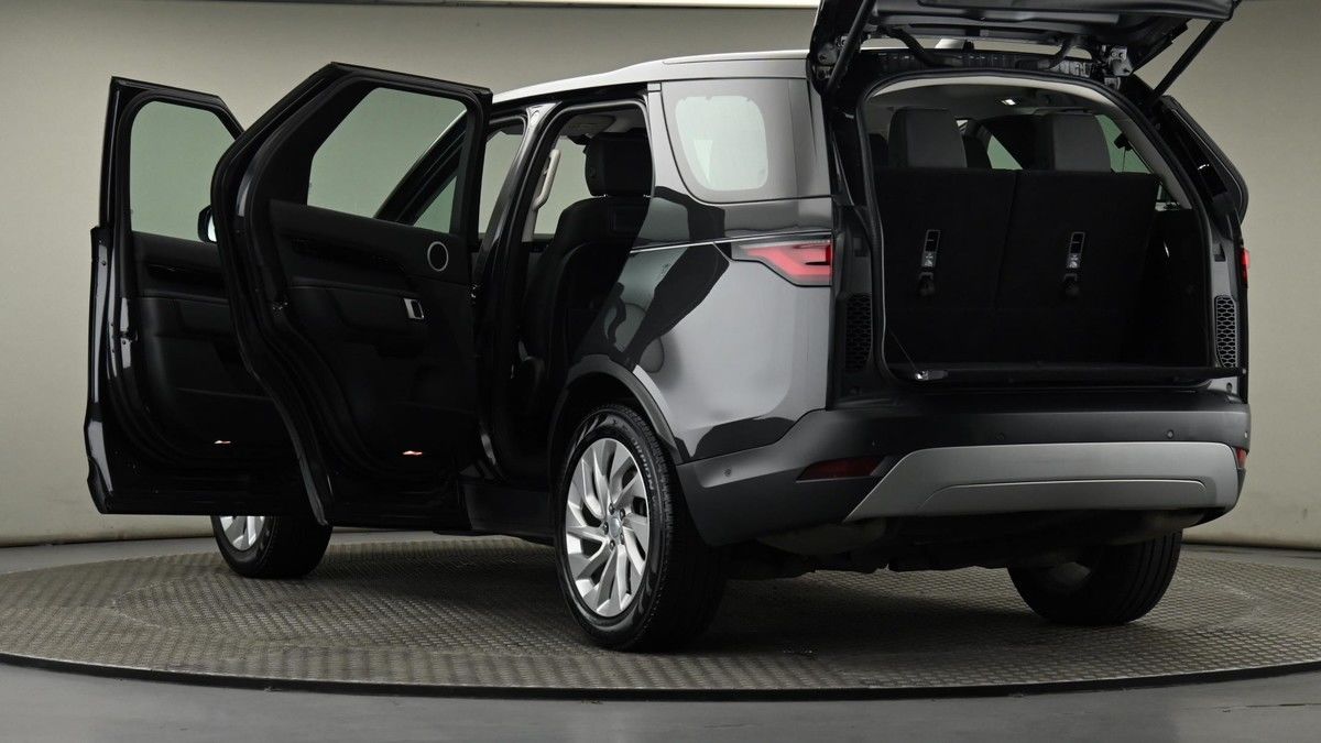 Land Rover Discovery Image 29