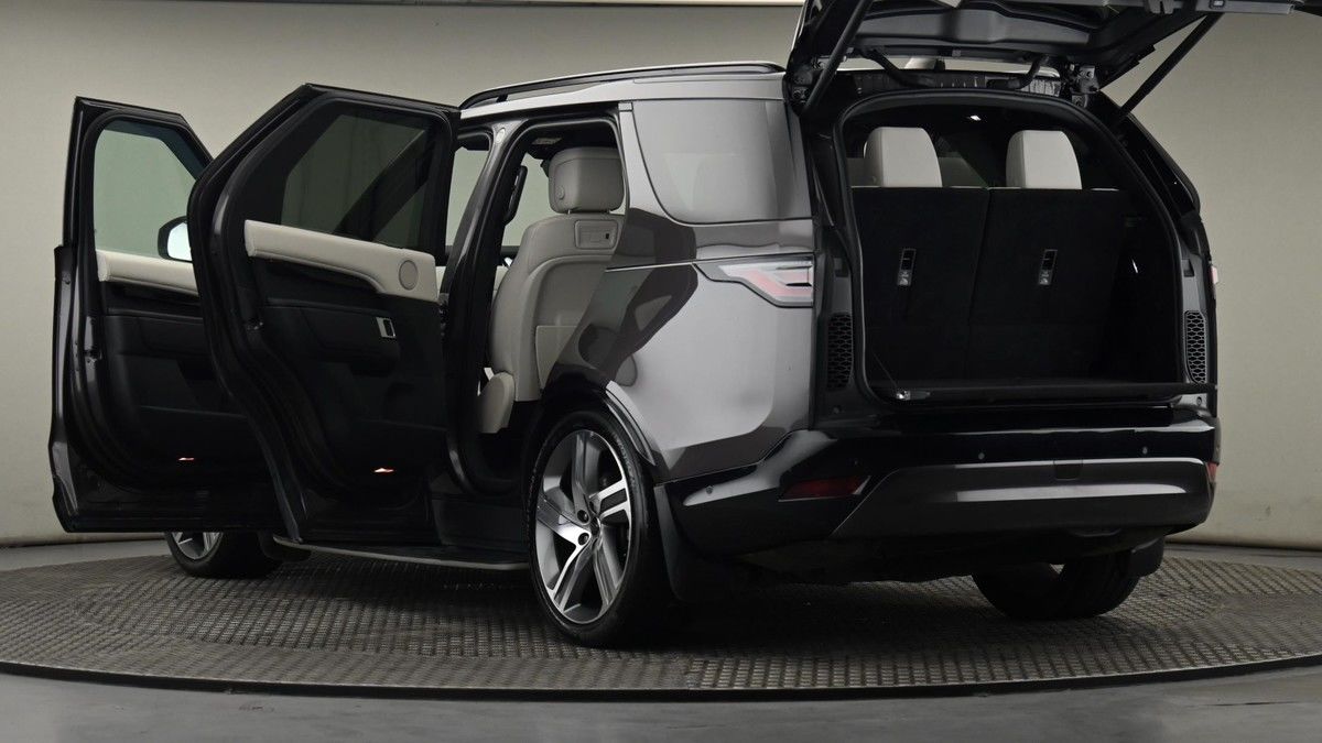 Land Rover Discovery Image 29