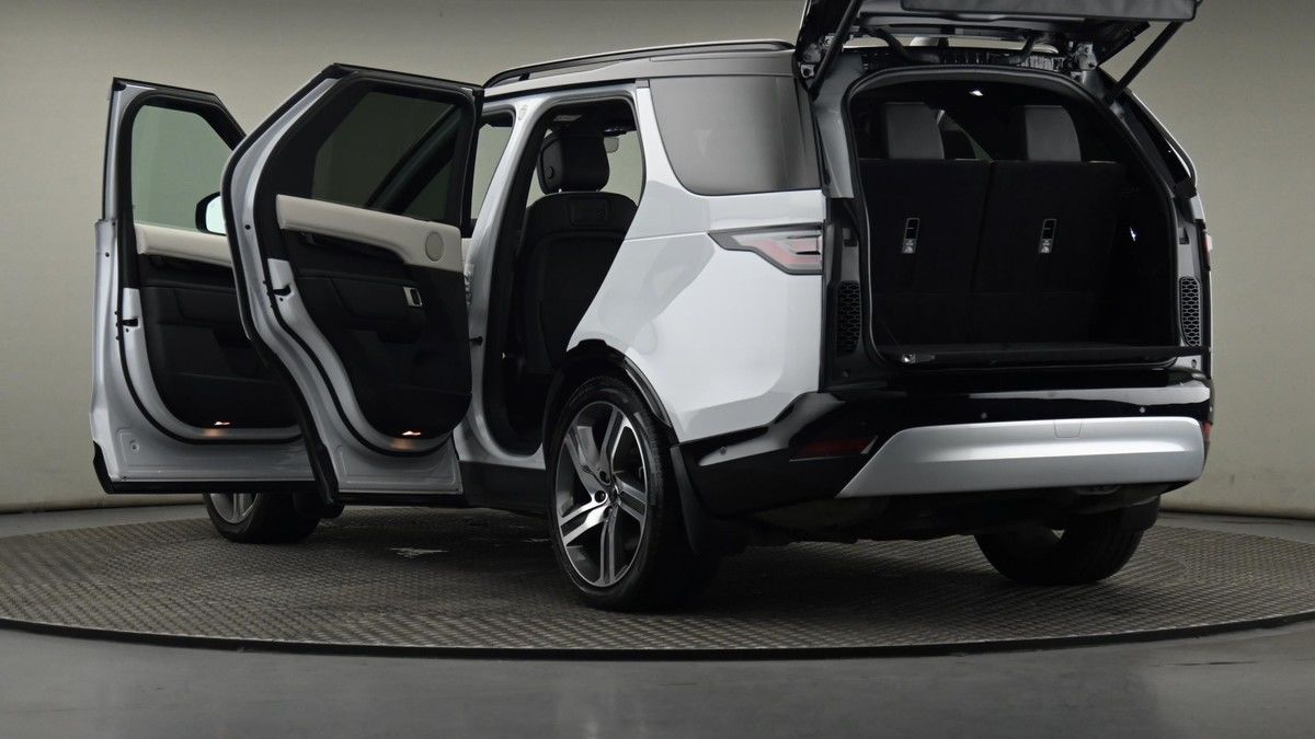Land Rover Discovery Image 29