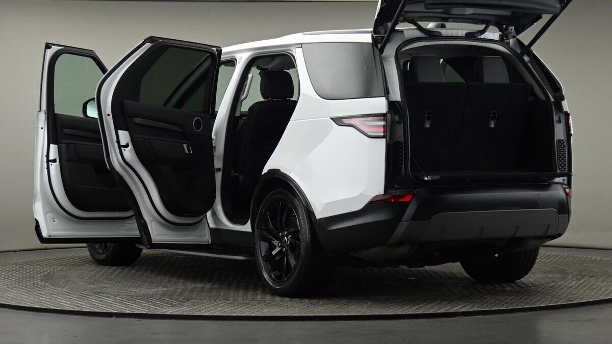 Land Rover Discovery Image 29