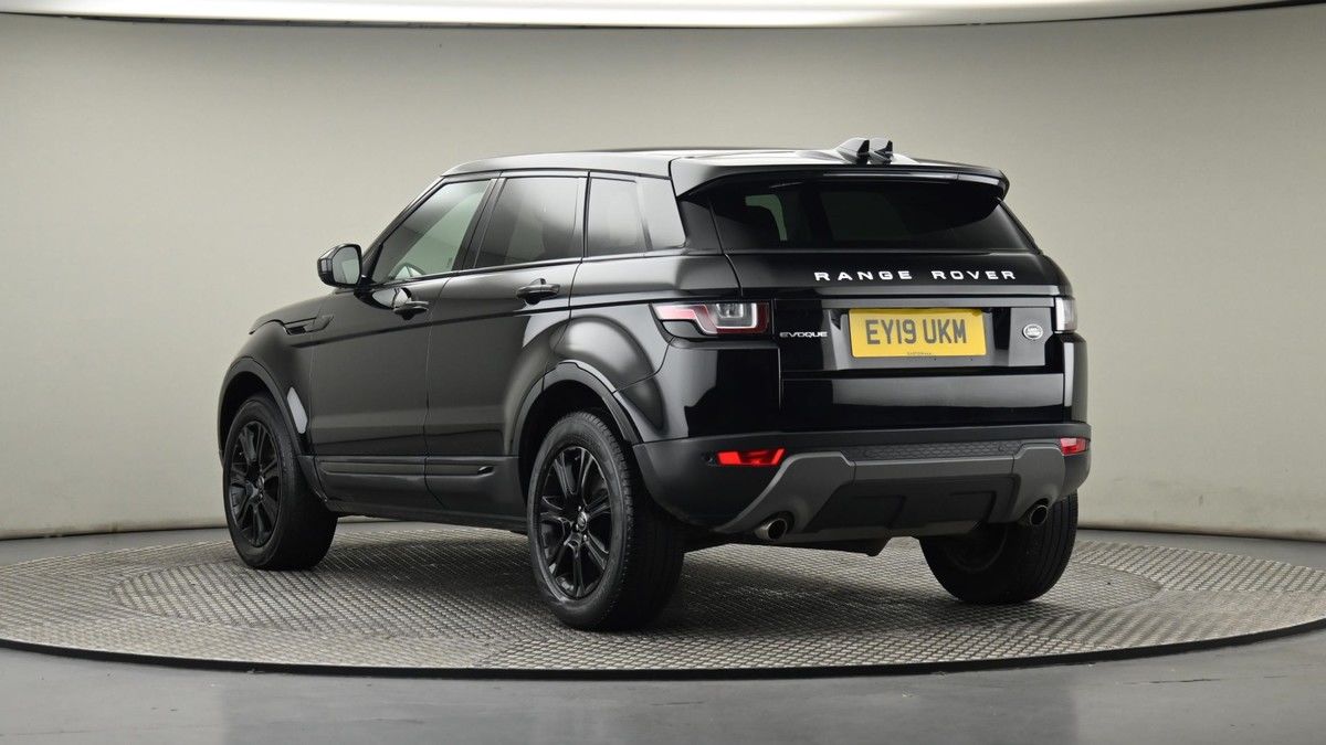 Land Rover Range Rover Evoque Image 24