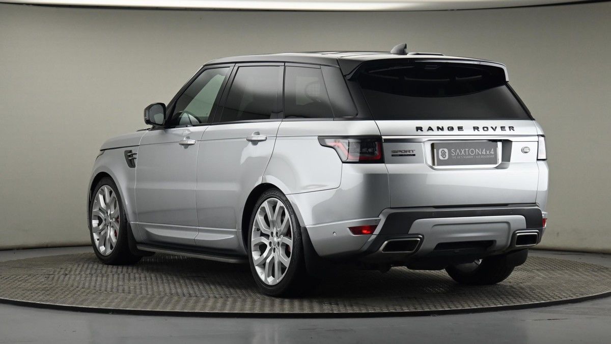 Land Rover Range Rover Sport Image 24
