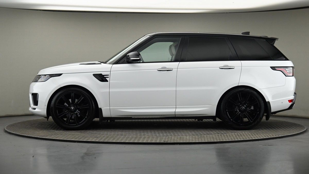 Land Rover Range Rover Sport Image 23