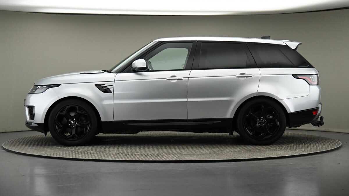 Land Rover Range Rover Sport Image 23