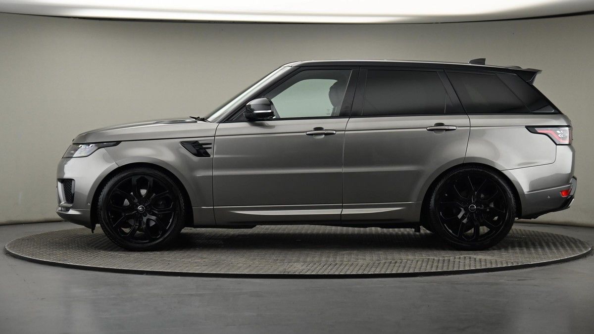 Land Rover Range Rover Sport Image 23