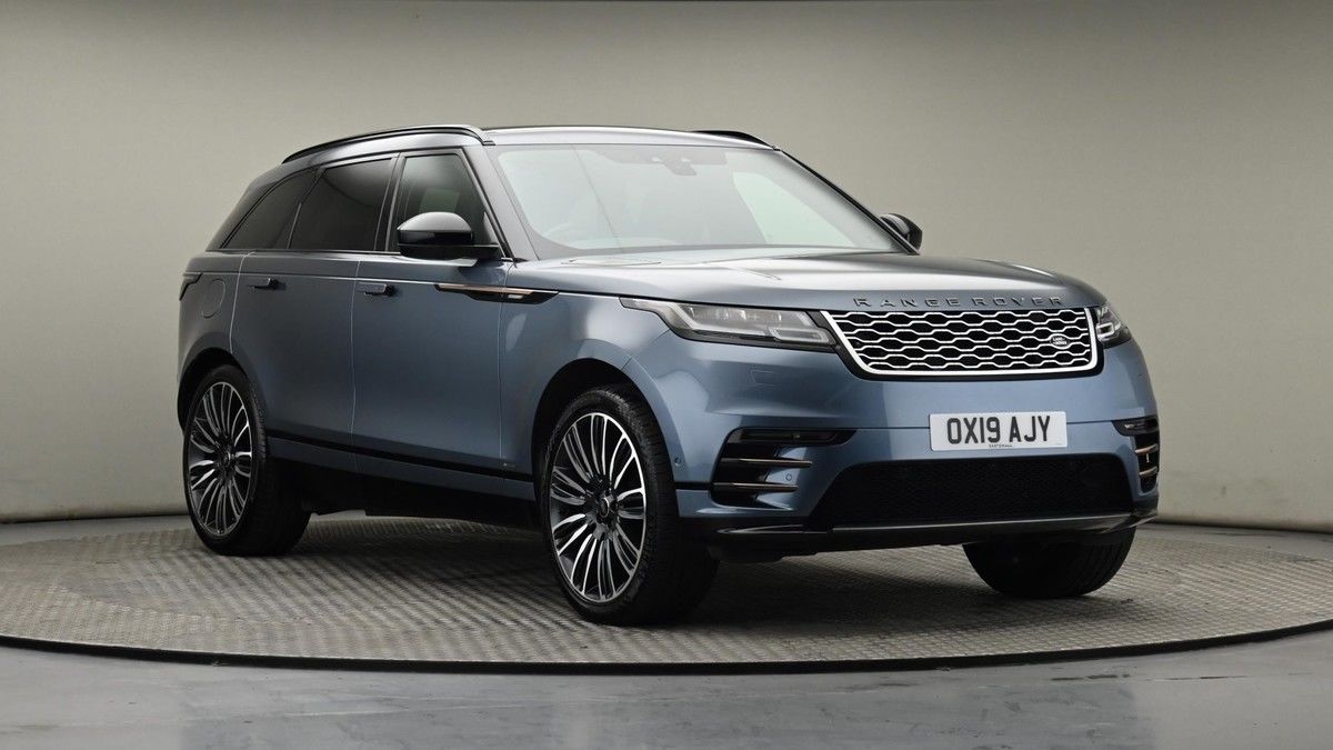 Land Rover Range Rover Velar Sticky Header Image