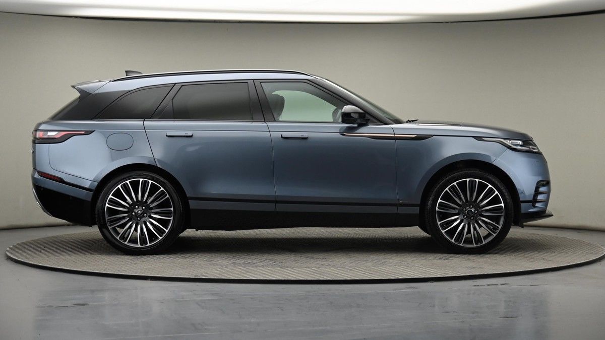 Land Rover Range Rover Velar Image 27