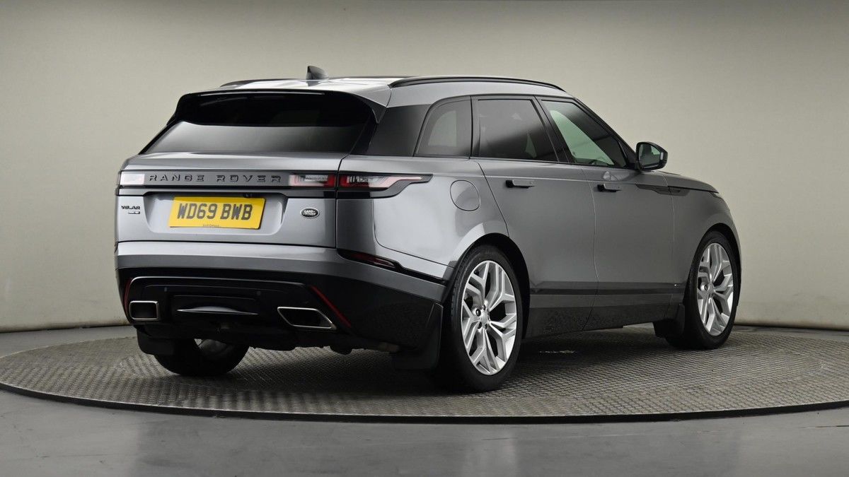Land Rover Range Rover Velar Image 26