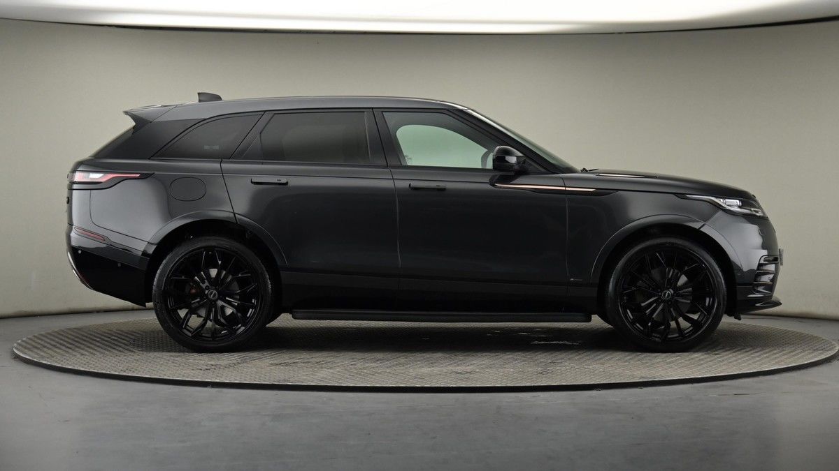 Land Rover Range Rover Velar Image 27