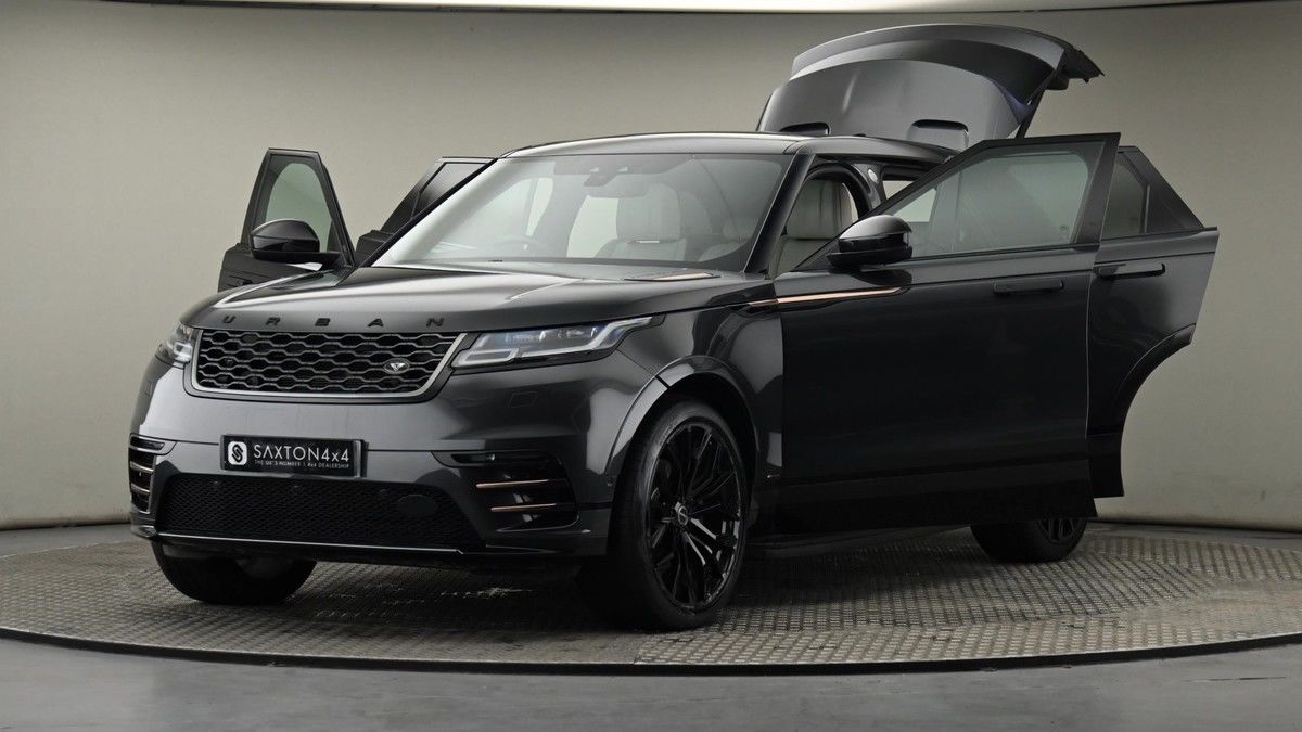 Land Rover Range Rover Velar Image 28