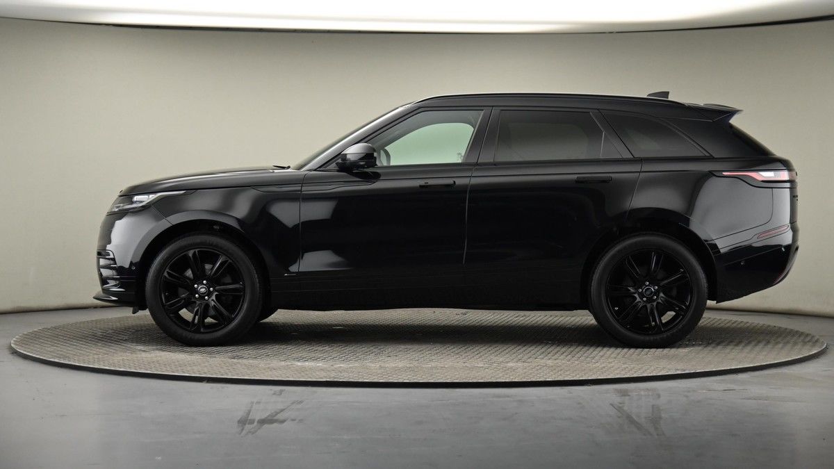 Land Rover Range Rover Velar Image 23