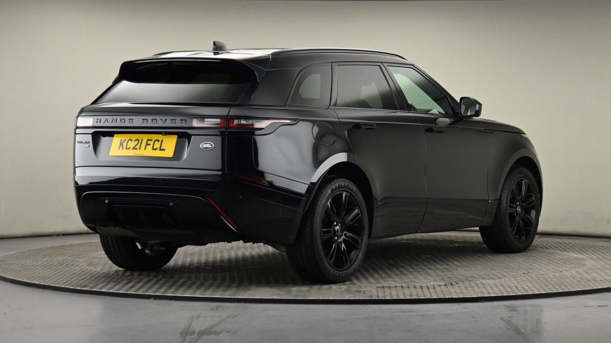 Land Rover Range Rover Velar Image 26