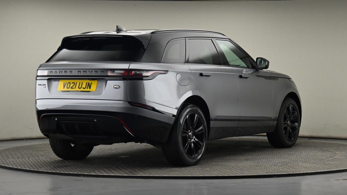 Land Rover Range Rover Velar Image 26