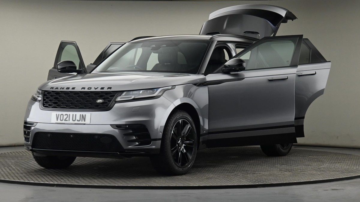 Land Rover Range Rover Velar Image 28