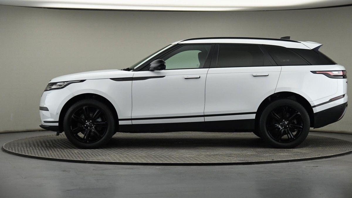 Land Rover Range Rover Velar Image 23