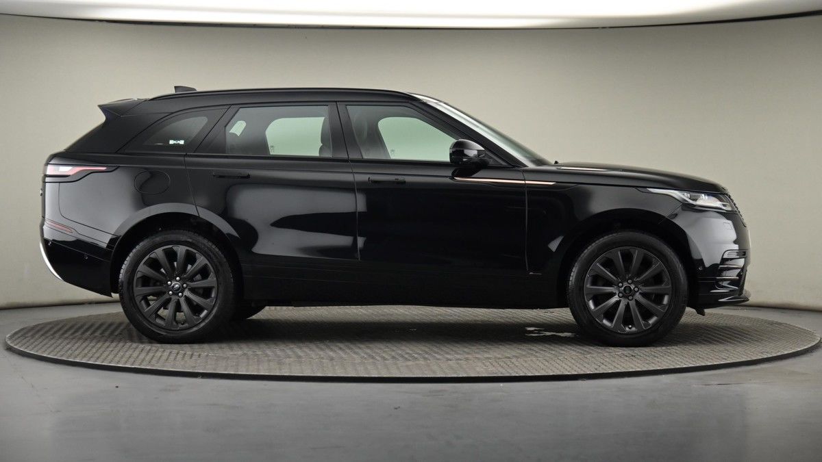 Land Rover Range Rover Velar Image 27